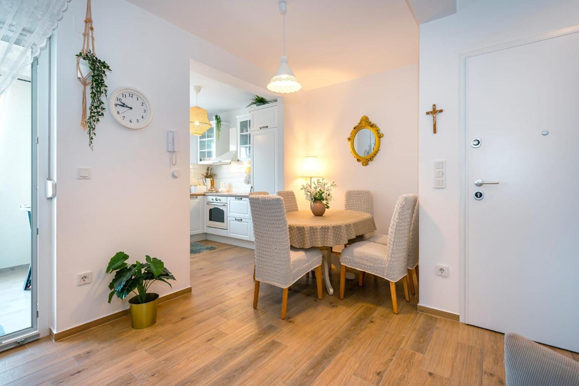 Apartment Apartman Mia Бродарица Экстерьер фото