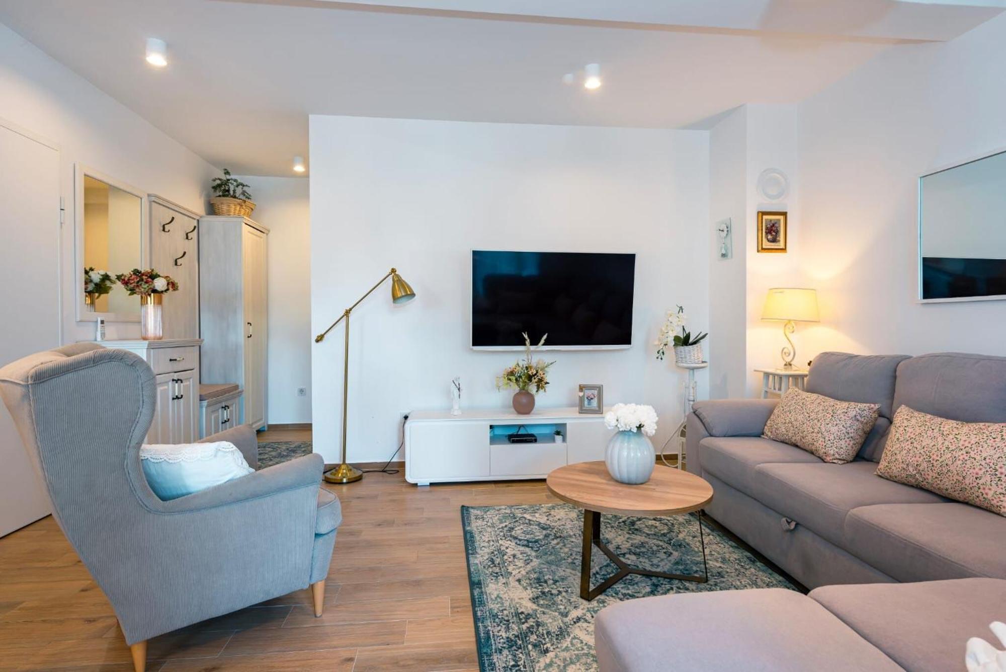 Apartment Apartman Mia Бродарица Экстерьер фото